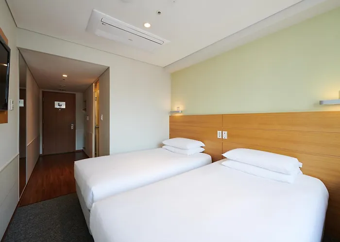 Nine Tree By Parnas Myeongdong 1 Hotel