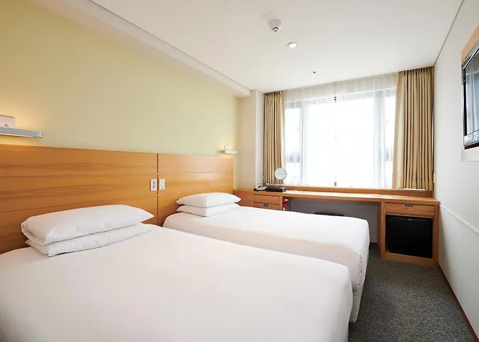 Hotel Nine Tree By Parnas Myeongdong 1 3*