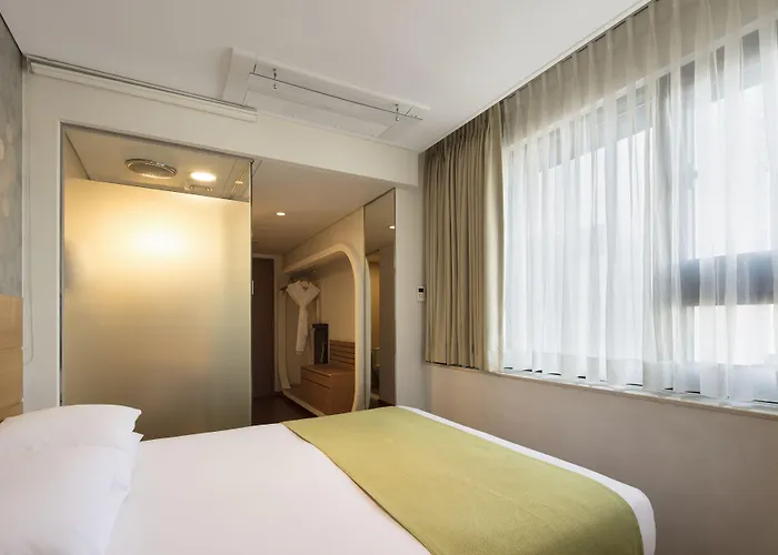 Hotel Nine Tree By Parnas Myeongdong 1