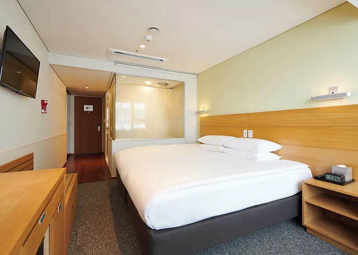 Nine Tree By Parnas Myeongdong 1 Hotel 3*